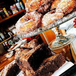 Accento Cafe - Chocolate brownie and zeppole.
