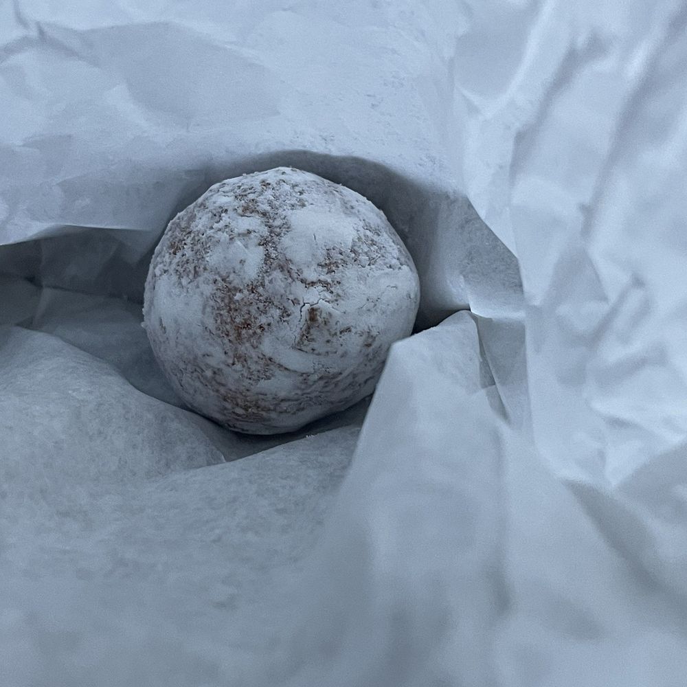 Boston Donuts - Powdered donut Hole - Donuts Near Me - La Habra, California