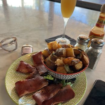 Azteca South Beach - Turkey bacon and home fries with a ginger shot - Breakfast & Brunch Near Me - Miami Beach, Florida Azteca South Beach - Turkey bacon and home fries with a ginger shot - Breakfast & Brunch Near Me - Miami Beach, Florida