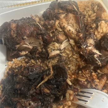 Taste of Jamaica - Brown stew Chicken  Dinner (Medium) - Caribbean Near Me - Lancaster, Texas