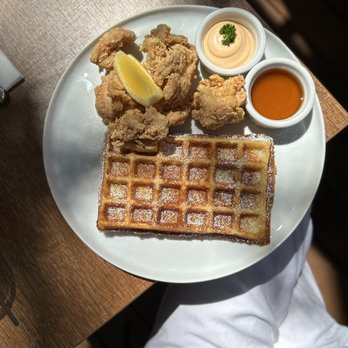 Darla Cafe  - Karaage Waffle - Asian Fusion Near Me - Saratoga, California