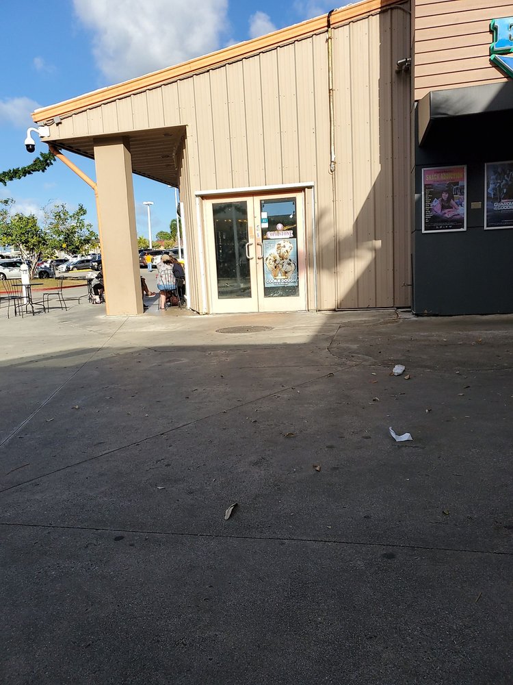 COLD STONE CREAMERY 11 Photos Ice Cream & Frozen Yogurt 199