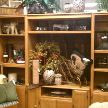 Luckenbooth Consignment Gallery - Used, Vintage & Consignment Near Me - O'Fallon, Illinois Luckenbooth Consignment Gallery - Used, Vintage & Consignment Near Me - O'Fallon, Illinois