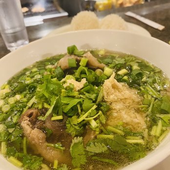 Liliha Bakery - Oxtail soup with extra ginger and cilantro. - Bakeries Near Me - Honolulu, Hawaii