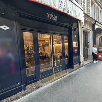 Le Violon d'Ingres - Outdoor seating is also available - French Near Me - Paris, 75