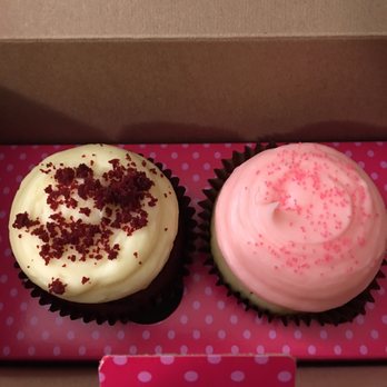 Smallcakes Cupcakery - Cupcakes Near Me - Ripon, California