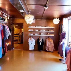Fashion Spa House - Right of boutique showroom!!