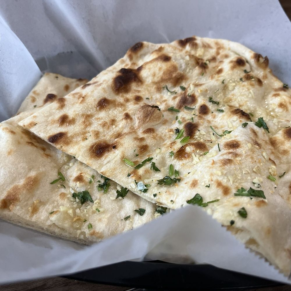 Taj Chaat House - Garlic Naan - Indian Near Me - Simi Valley, California Taj Chaat House - Garlic Naan - Indian Near Me - Simi Valley, California