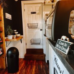 Burnt Bean Coffee - Order area