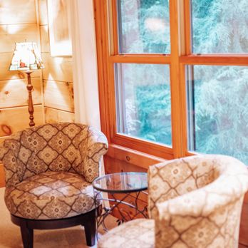 Lazy Bear Lodge Bed & Breakfast - Bed & Breakfast Near Me - Vilas, North Carolina Lazy Bear Lodge Bed & Breakfast - Bed & Breakfast Near Me - Vilas, North Carolina