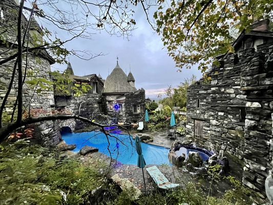 Wing's Castle by null