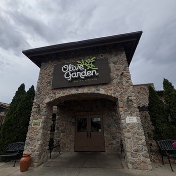 Olive Garden Italian Restaurant - Italian Near Me - Warner Robins, Georgia Olive Garden Italian Restaurant - Italian Near Me - Warner Robins, Georgia