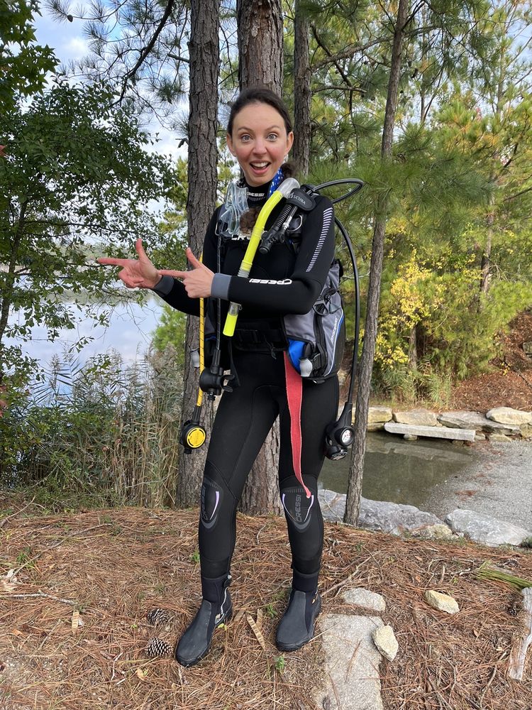 BY THE SHORE SCUBA INSTRUCTION Updated September 2024 25 Photos & 11 Reviews 7908