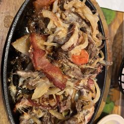 Mi patria Mexican Restaurant - Alambre Fajita