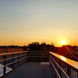 Hellerup Station - Selv her er fint når solen går ned :-)