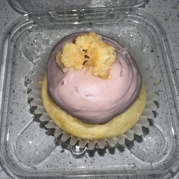Lil Cakes & Creamery - Ice Cream & Frozen Yogurt Near Me - Hanover, Maryland Lil Cakes & Creamery - Ice Cream & Frozen Yogurt Near Me - Hanover, Maryland