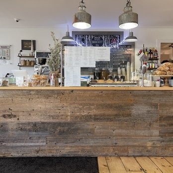 Main Road Biscuit - Front counter - Breakfast & Brunch Near Me - Jamesport, New York Main Road Biscuit - Front counter - Breakfast & Brunch Near Me - Jamesport, New York