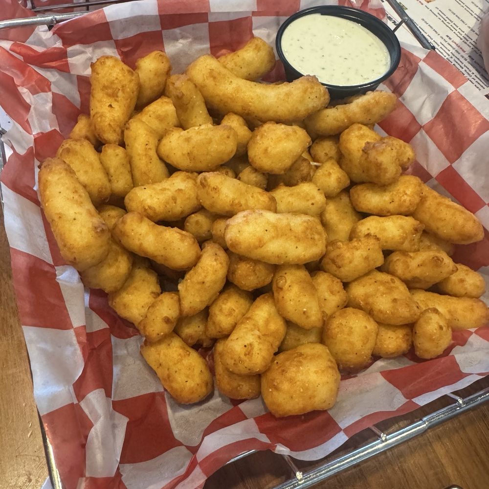 Cheese curds Cheese curds