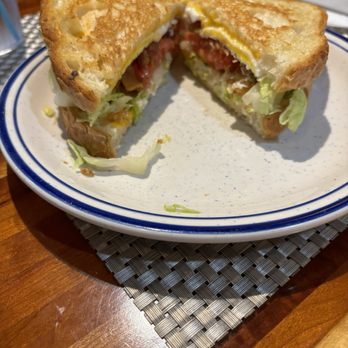 Honey Butter's Kitchen - Breakfast Sandwich - American Near Me - Williamsburg, Virginia Honey Butter's Kitchen - Breakfast Sandwich - American Near Me - Williamsburg, Virginia