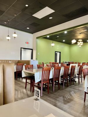 Zeeyum Kitchen by null