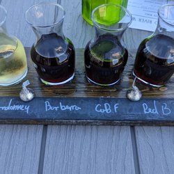 Crooked River Wine - Tasting flight, comes with a take home wine glass