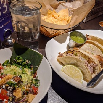 Xoco - Fully dress guacamole Pork tacos - Mexican Near Me - Chicago, Illinois Xoco - Fully dress guacamole Pork tacos - Mexican Near Me - Chicago, Illinois