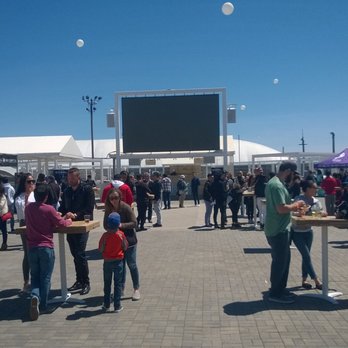 Lobster Clam Jam - Festivals Near Me - Toronto, Ontario Lobster Clam Jam - Festivals Near Me - Toronto, Ontario