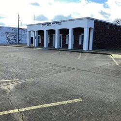 U.S. Postal Service - Hughes - Front parking area of post office