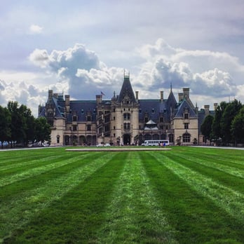 Biltmore Estate - Hotels Near Me - Asheville, North Carolina