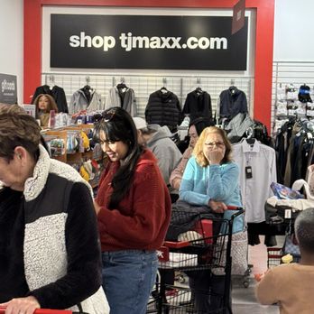 Tj Maxx - Lines at TJ Maxc due to bad manahemen - Department Stores Near Me - Frederick, Maryland Tj Maxx - Lines at TJ Maxc due to bad manahemen - Department Stores Near Me - Frederick, Maryland