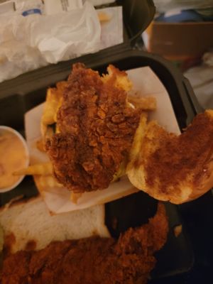 Dave's Hot Chicken by null
