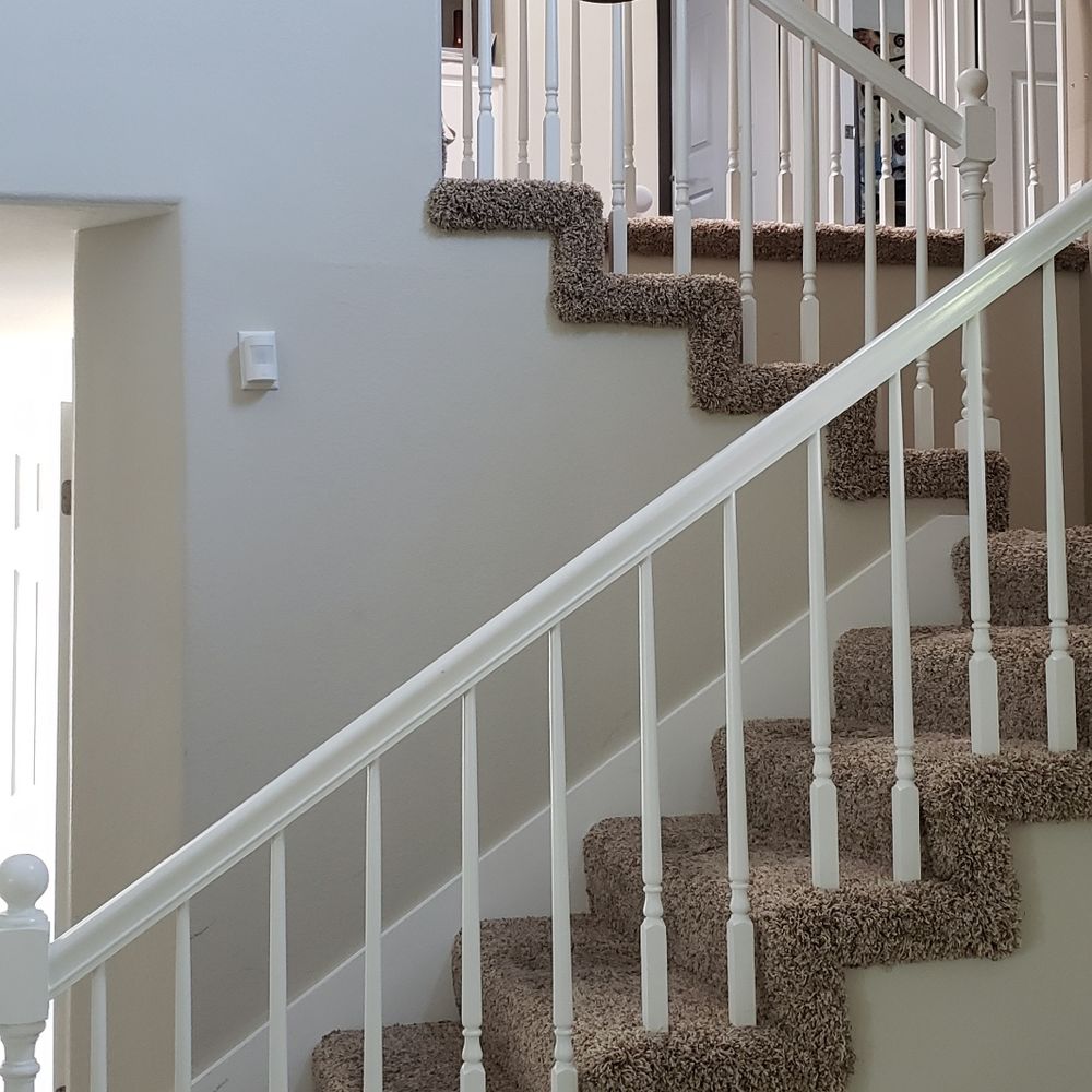 Original carpet and railing Original carpet and railing