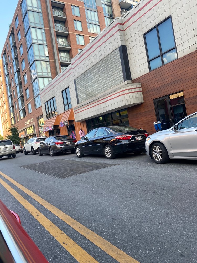 ZEKE HOOKAH LOUNGE Updated September 2024 16 Photos & 20 Reviews