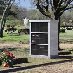 Woodlawn Memorial Park