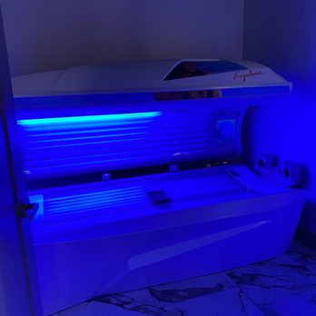 Glo Tanning - Tanning Beds Near Me - Highlands Ranch, Colorado