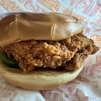 Jollibee - Spicy chicken sandwich - Fast Food Near Me - Torrance, California Jollibee - Spicy chicken sandwich - Fast Food Near Me - Torrance, California