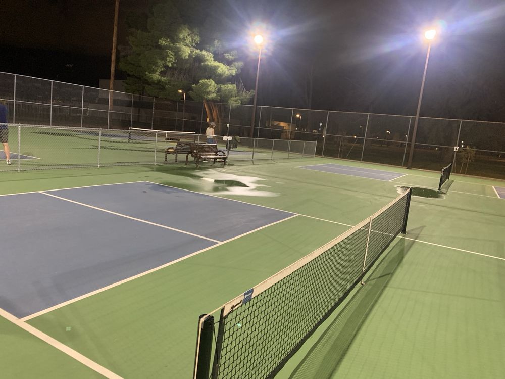 Solano Park - property management company in Phoenix, AZ