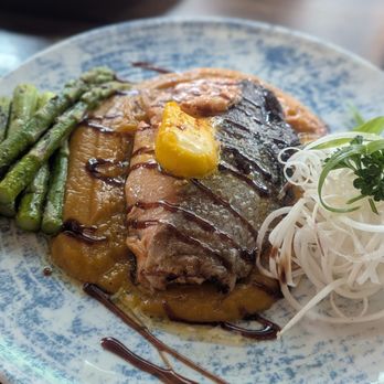 Inka's - Wine Bars Near Me - Syracuse, New York
