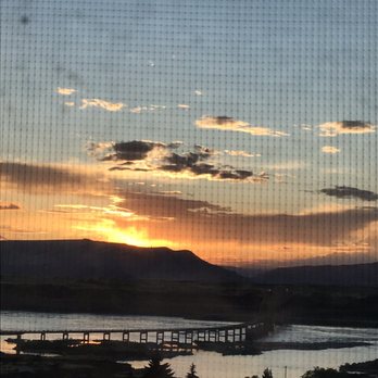 Celilo Inn - Great view from the room - Hotels Near Me - The Dalles, Oregon Celilo Inn - Great view from the room - Hotels Near Me - The Dalles, Oregon