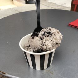 Neighborhood Scoops - Vegan cookie ice cream!
