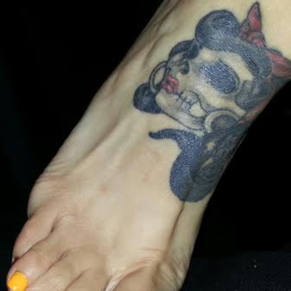 Jay's Fine Line - One of Two Sugar Skull Cholas - By: Nu Nu - Tattoo Near Me - Pacifica, California Jay's Fine Line - One of Two Sugar Skull Cholas - By: Nu Nu - Tattoo Near Me - Pacifica, California