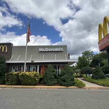 McDonald's - Outside - Burgers Near Me - Ramsey, New Jersey McDonald's - Outside - Burgers Near Me - Ramsey, New Jersey