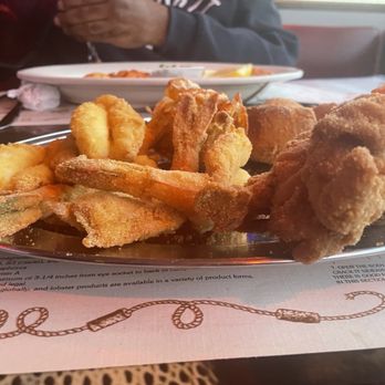 Jp's City Island - Fried shrimp, lobster tail, and scallops - Seafood Near Me - Bronx, New York