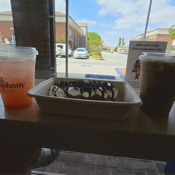 8th Symphony Coffee - Coffee & Tea Near Me - Cerritos, California