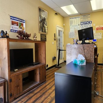 Star Station Smog Check - Waiting for the smog check to get done.... - Smog Check Stations Near Me - Poway, California Star Station Smog Check - Waiting for the smog check to get done.... - Smog Check Stations Near Me - Poway, California