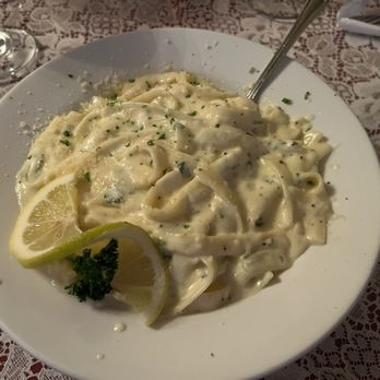 Mama Carolla's - Shrimp Fettuccine - Italian Near Me - Indianapolis, Indiana Mama Carolla's - Shrimp Fettuccine - Italian Near Me - Indianapolis, Indiana