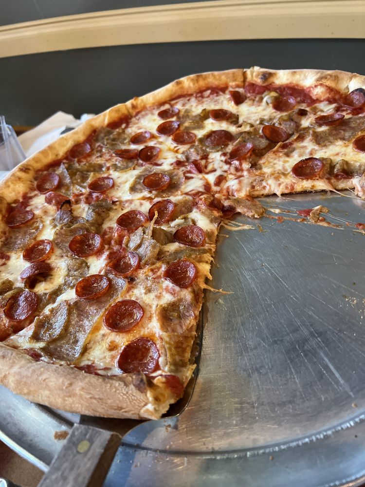 VERRAZANNO PIZZERIA Updated April 2024 56 Photos & 192 Reviews