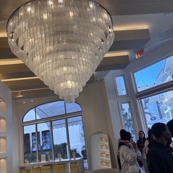 La La Land - Interior lounge area - Coffee & Tea Near Me - Los Angeles, California