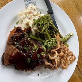 New York Beer Project - Seasonal Beef Short Ribs - Breweries Near Me - Lockport, New York New York Beer Project - Seasonal Beef Short Ribs - Breweries Near Me - Lockport, New York