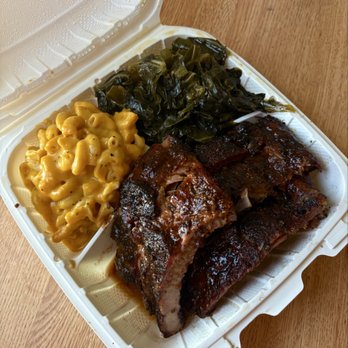 Bowlegged BBQ - 1/4 rack of ribs with 2 dinner side - Barbeque Near Me - San Diego, California Bowlegged BBQ - 1/4 rack of ribs with 2 dinner side - Barbeque Near Me - San Diego, California